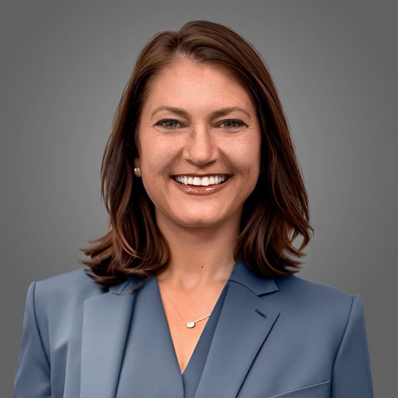 KrisVece_grey-headshot-background (1)